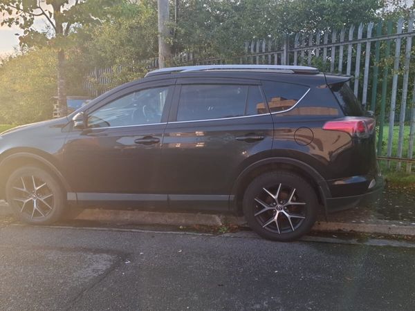 Toyota RAV4 SUV, Diesel, 2016, Black