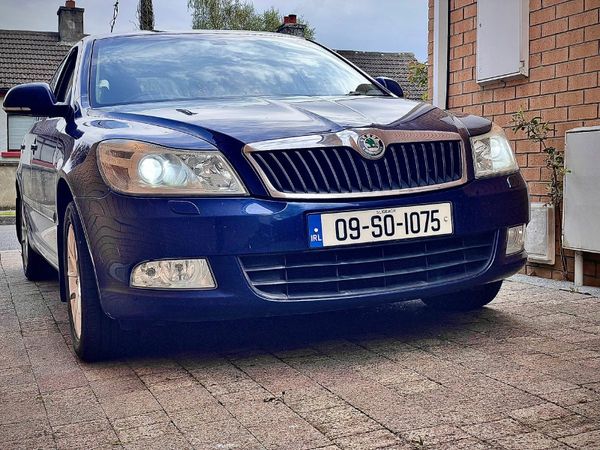 Skoda Octavia Hatchback, Diesel, 2009, Blue