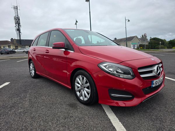 Mercedes-Benz B-Class MPV, Diesel, 2015, Red