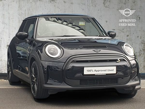 Mini Electric Hatchback, Electric, 2022, Black
