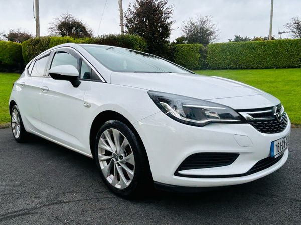 Opel Astra Hatchback, Diesel, 2016, White
