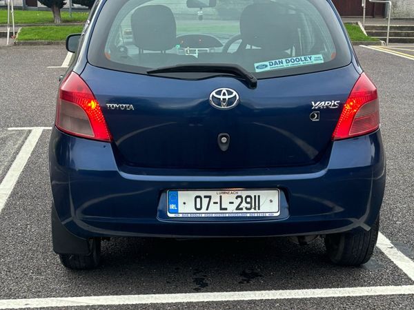 Toyota Yaris Hatchback, Petrol, 2007, Blue