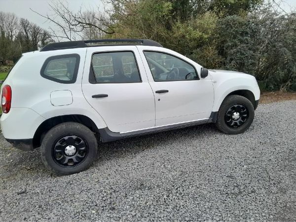 Dacia Duster SUV, Diesel, 2014, White