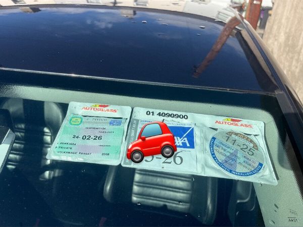 Volkswagen Passat Saloon, Petrol, 2008, Blue