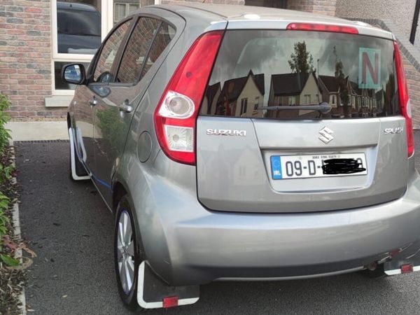 Suzuki Splash Hatchback, Petrol, 2009, Grey