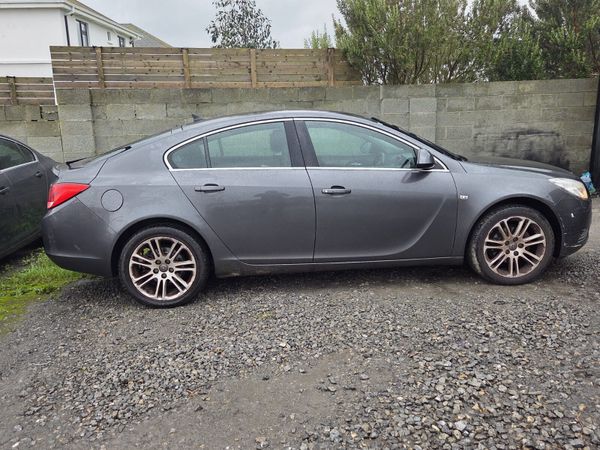 Opel Insignia Hatchback, Diesel, 2011, Grey