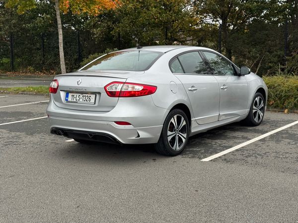 Renault Fluence Saloon, Diesel, 2011, Silver