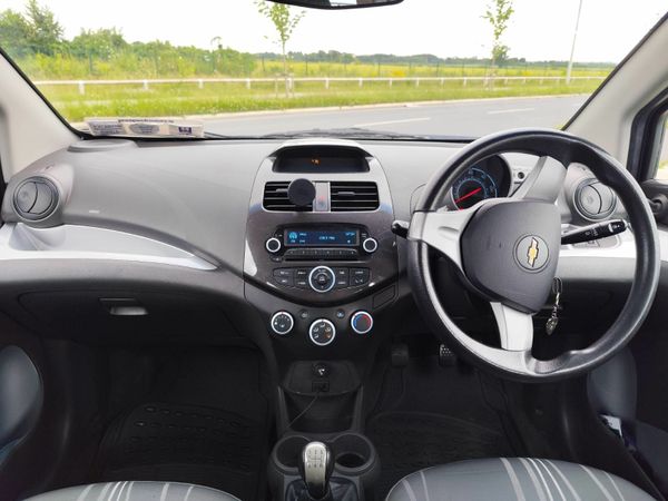 Chevrolet Spark Hatchback, Petrol, 2013, Silver
