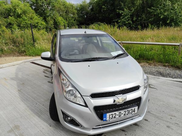 Chevrolet Spark Hatchback, Petrol, 2013, Silver