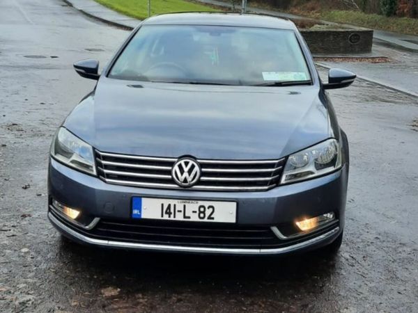 Volkswagen Passat Saloon, Diesel, 2014, Grey