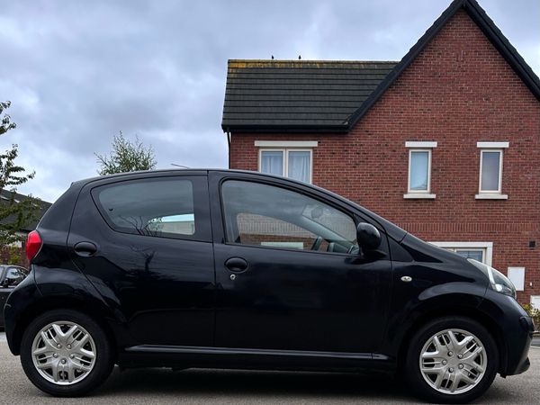 Toyota Aygo Hatchback, Petrol, 2007, Black