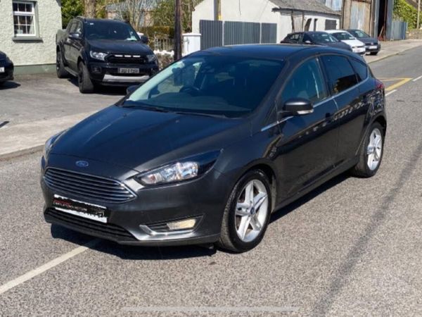 Ford Focus Hatchback, Diesel, 2017, Grey