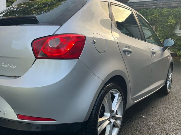 SEAT Ibiza Hatchback, Diesel, 2011, Silver