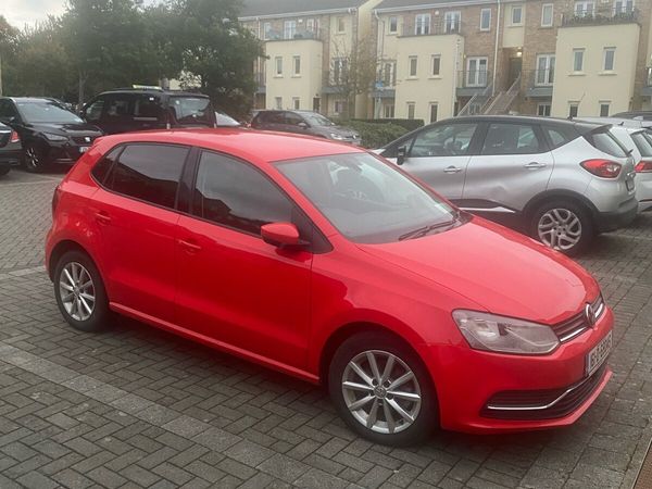 Volkswagen Polo Hatchback, Petrol, 2016, Red