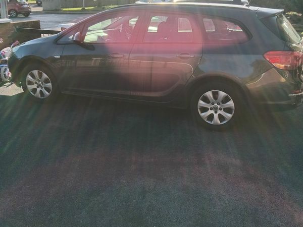 Opel Astra Estate, Diesel, 2016, Grey