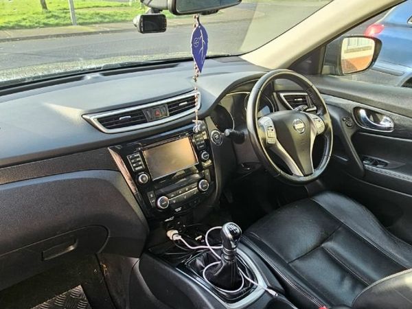 Nissan X-Trail SUV, Diesel, 2015, Green