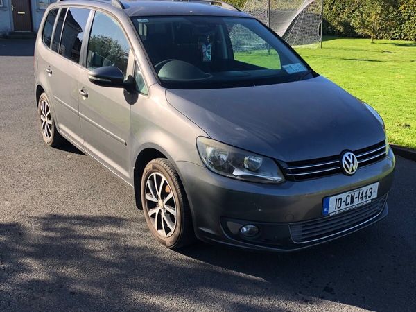 Volkswagen Touran MPV, Diesel, 2010, Grey