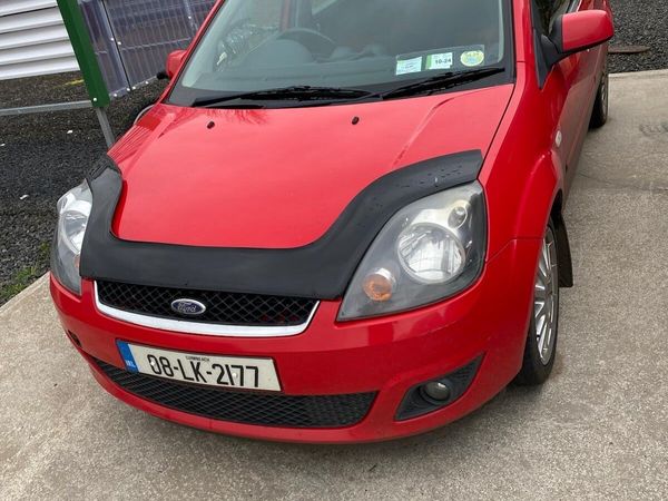 Ford Fiesta Hatchback, Petrol, 2008, Red