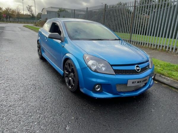 Toyota Avensis Saloon, Diesel, 2008, Grey