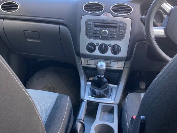 Ford Focus Hatchback, Diesel, 2011, Black