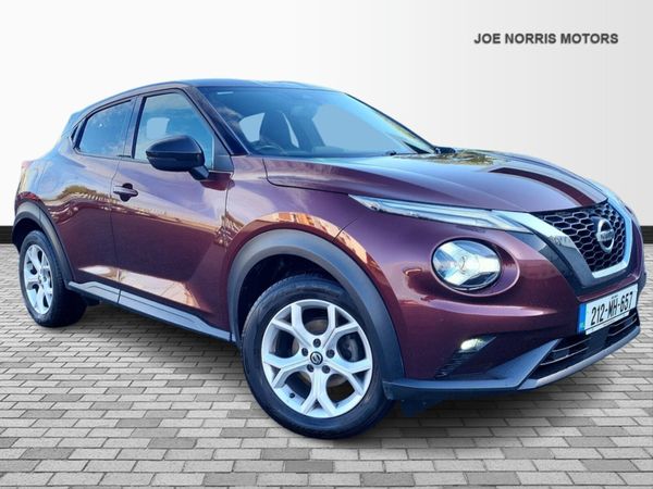 Nissan Juke MPV, Petrol, 2021, Red