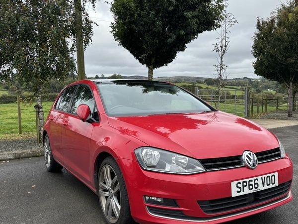 Volkswagen Golf Hatchback, Diesel, 2016, Red