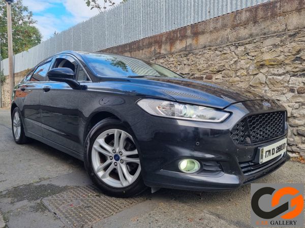 Ford Mondeo Hatchback, Diesel, 2017, Black