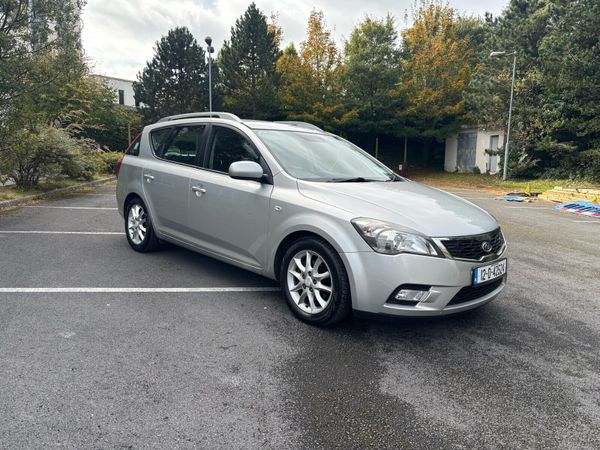 Kia Ceed Estate, Diesel, 2012, Silver
