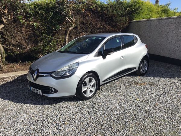 Renault Clio Hatchback, Petrol, 2014, Silver