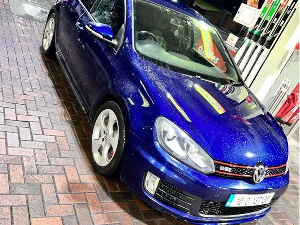 Volkswagen Golf Hatchback, Petrol, 2010, Blue