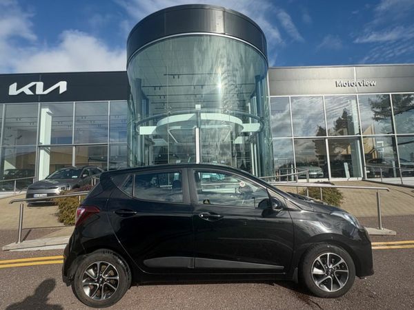 Hyundai i10 Hatchback, Petrol, 2019, Black