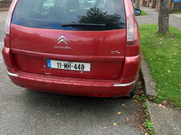 Citroen C4 Picasso MPV, Diesel, 2011, Red