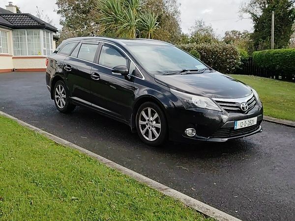 Toyota Avensis Estate, Diesel, 2012, Black