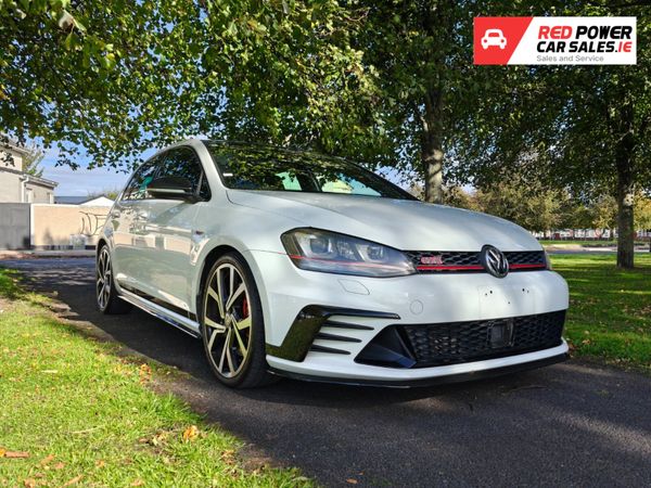 Volkswagen Golf Hatchback, Petrol, 2016, White