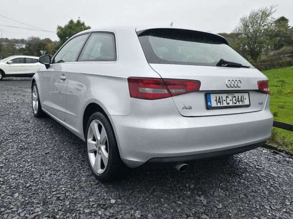 Volkswagen Golf Estate, Diesel, 2017, Black