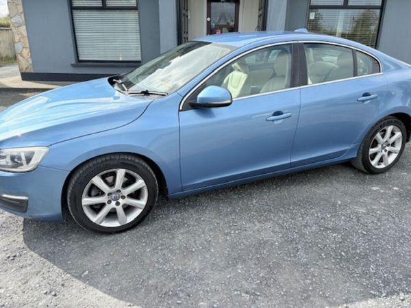 Volvo S60 Saloon, Diesel, 2016, Blue