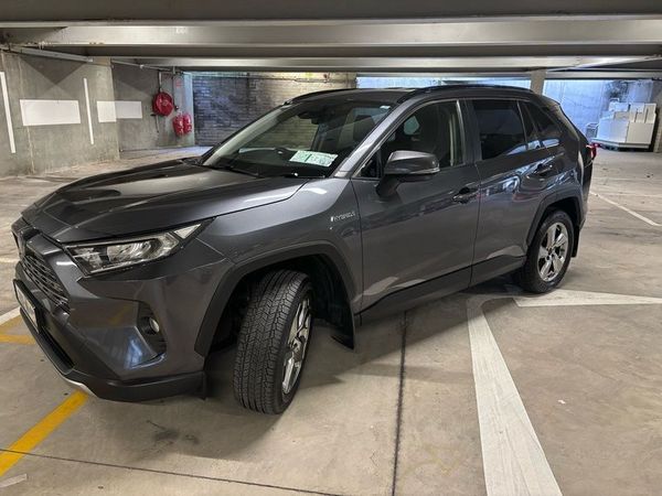 Toyota RAV4 SUV, Petrol Hybrid, 2020, Grey