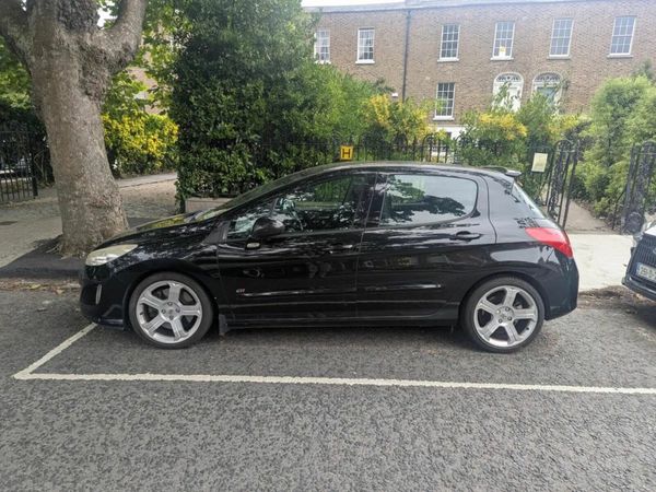 Peugeot 308 Hatchback, Petrol, 2011, Black