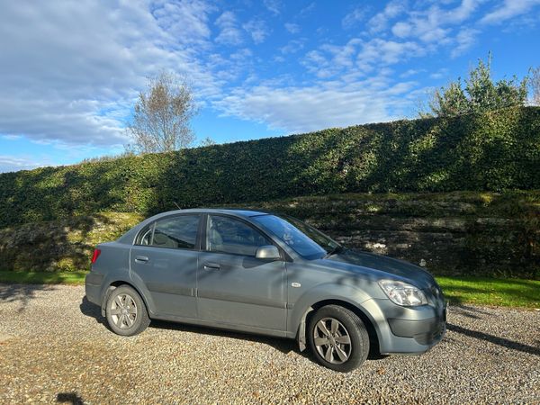 Kia Rio Saloon, Diesel, 2010, Grey