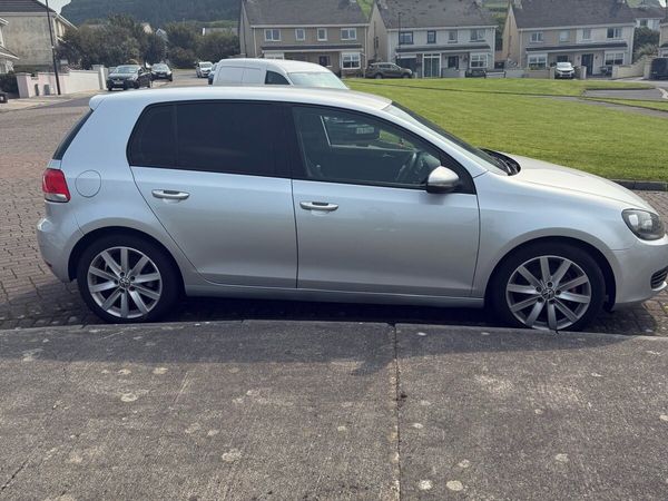 Volkswagen Golf Hatchback, Diesel, 2011, Silver