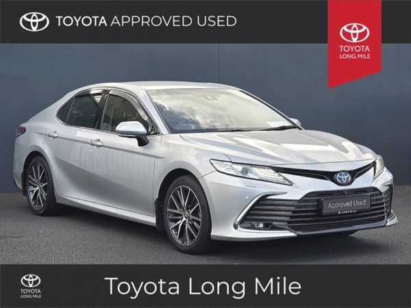Toyota Camry Saloon, Petrol Hybrid, 2022, Silver
