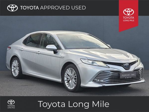 Toyota Camry Saloon, Petrol Hybrid, 2021, Silver