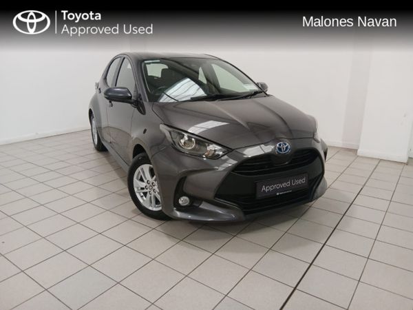 Toyota Yaris Hatchback, Petrol Hybrid, 2023, Grey
