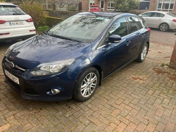 Ford Focus Hatchback, Petrol, 2013, Blue