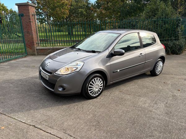 Renault Clio Hatchback, Ethanol Petrol, 2010, Grey