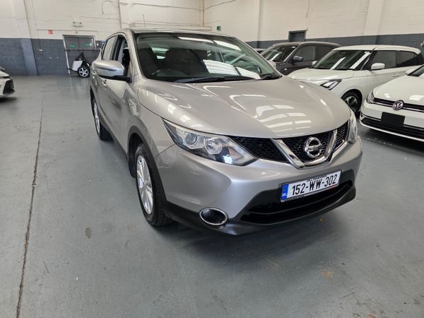 Nissan Qashqai Hatchback, Diesel, 2015, Silver