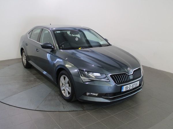 Skoda Superb Saloon, Diesel, 2019, Grey