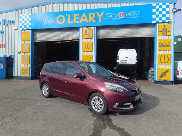 Renault Grand Scenic MPV, Diesel, 2014, Red