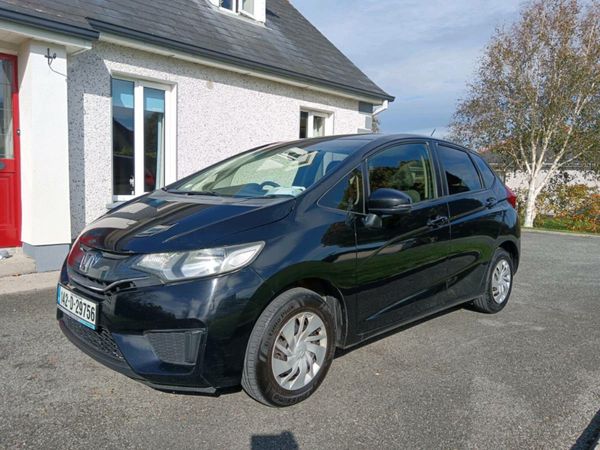 Honda Fit Hatchback, Petrol, 2014, Black