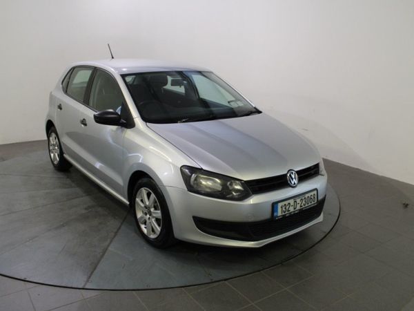 Volkswagen Polo Hatchback, Petrol, 2013, Silver